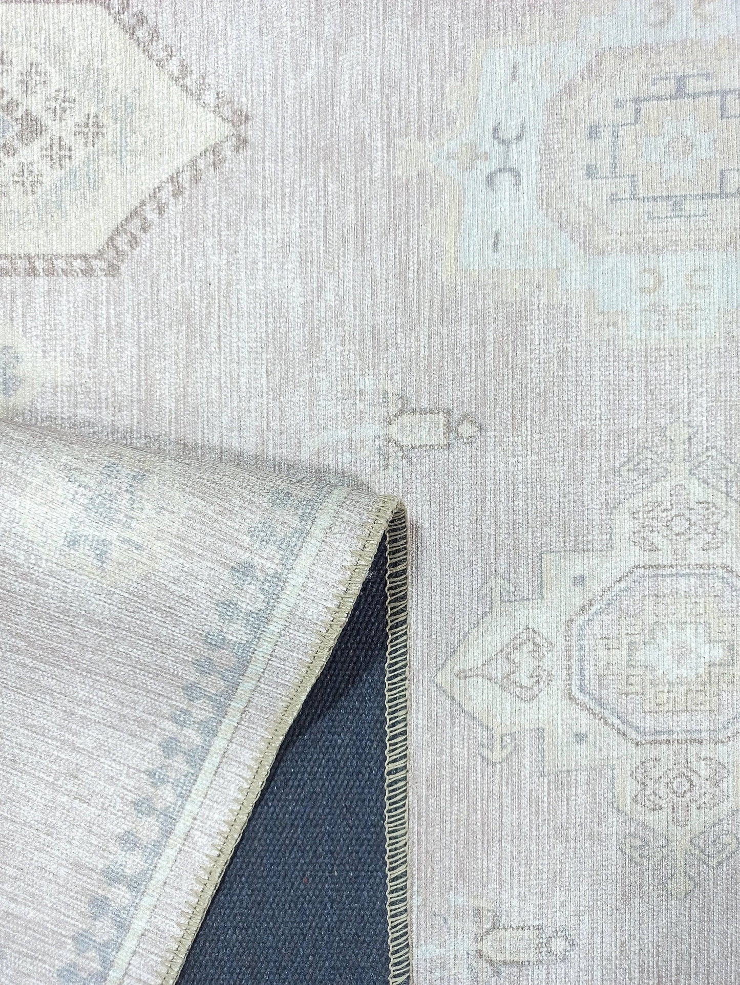 Amery Beige & Blush Rug: 2'5x9'8 ft 75x300cm