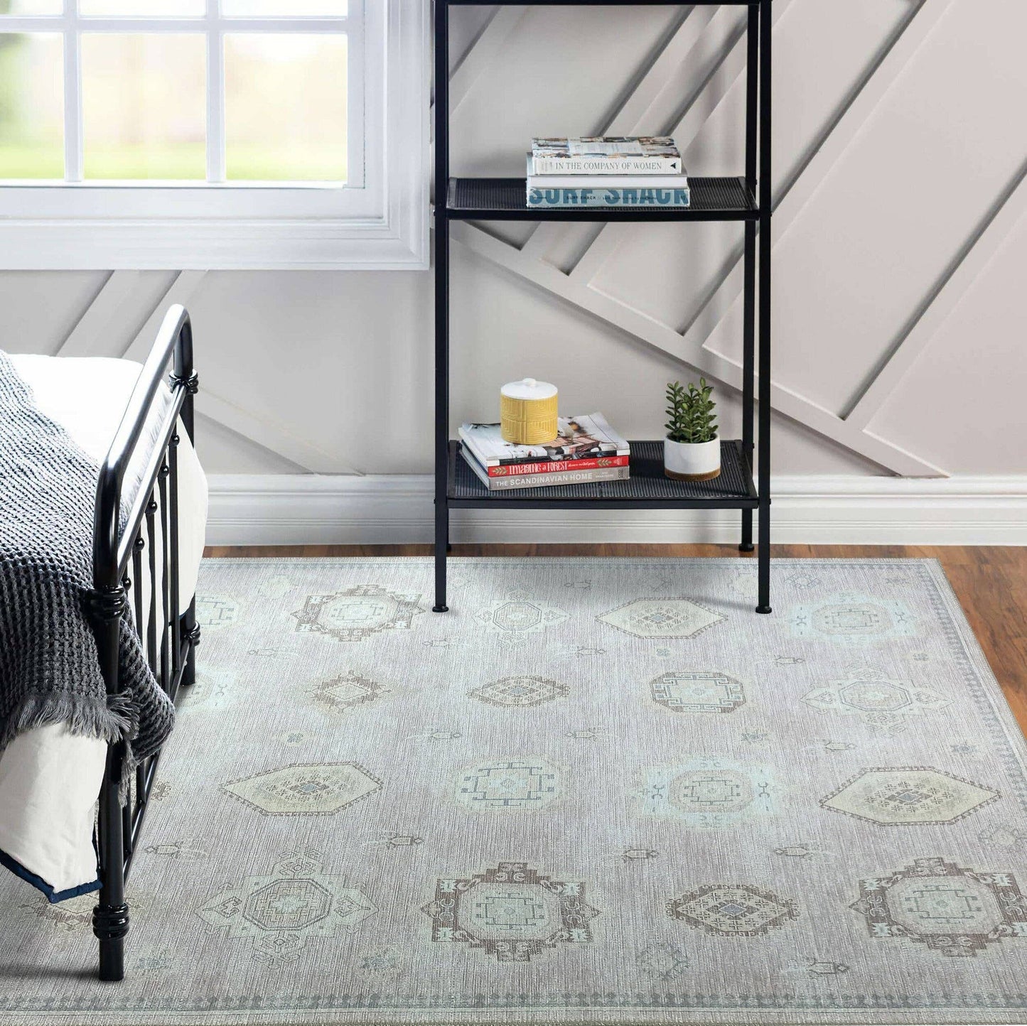 Amery Beige & Blush Rug: 2'5x9'8 ft 75x300cm