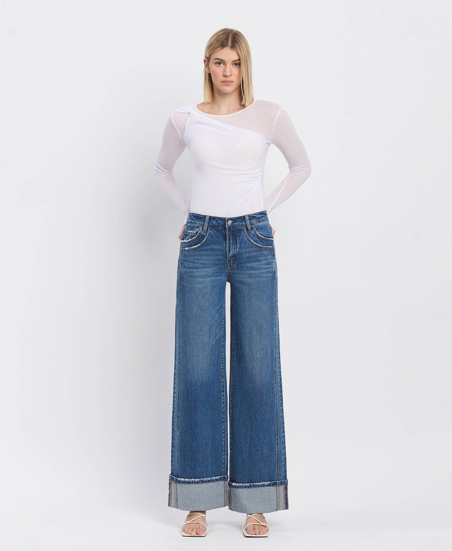 HIGH RISE WIDE CUFF JEANS