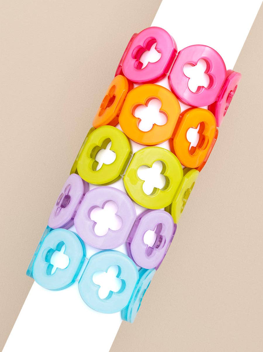 Resin Clover Bracelet: L.BLU