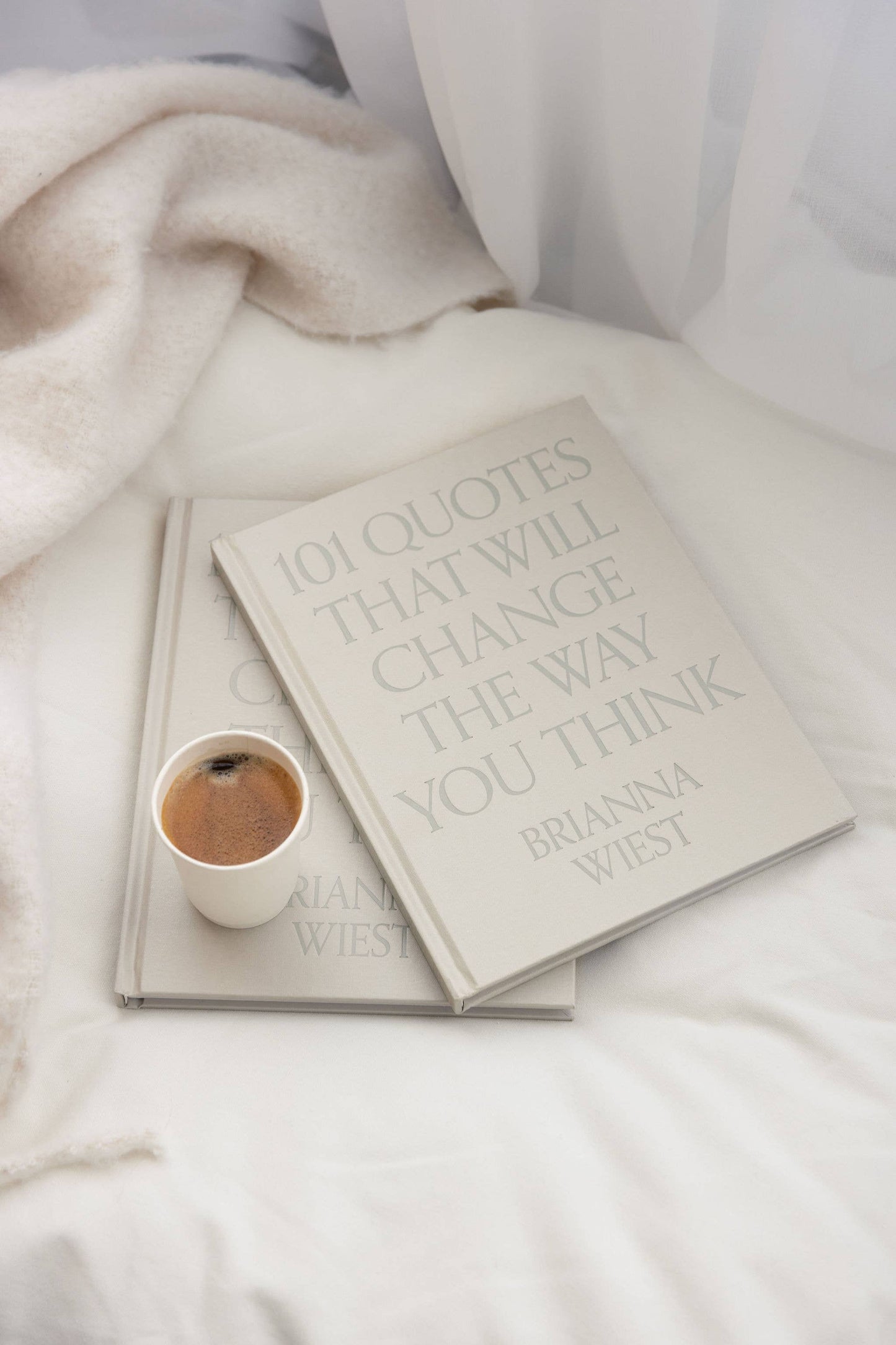 101 Quotes - Table Book