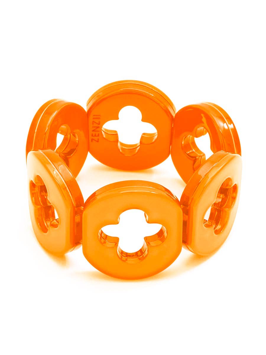 Resin Clover Bracelet: L.BLU
