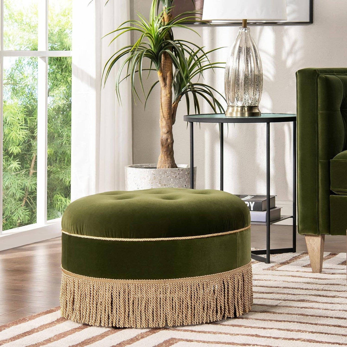 Yolanda 24" Round Upholstered Accent Ottoman: Alabaster Off White
