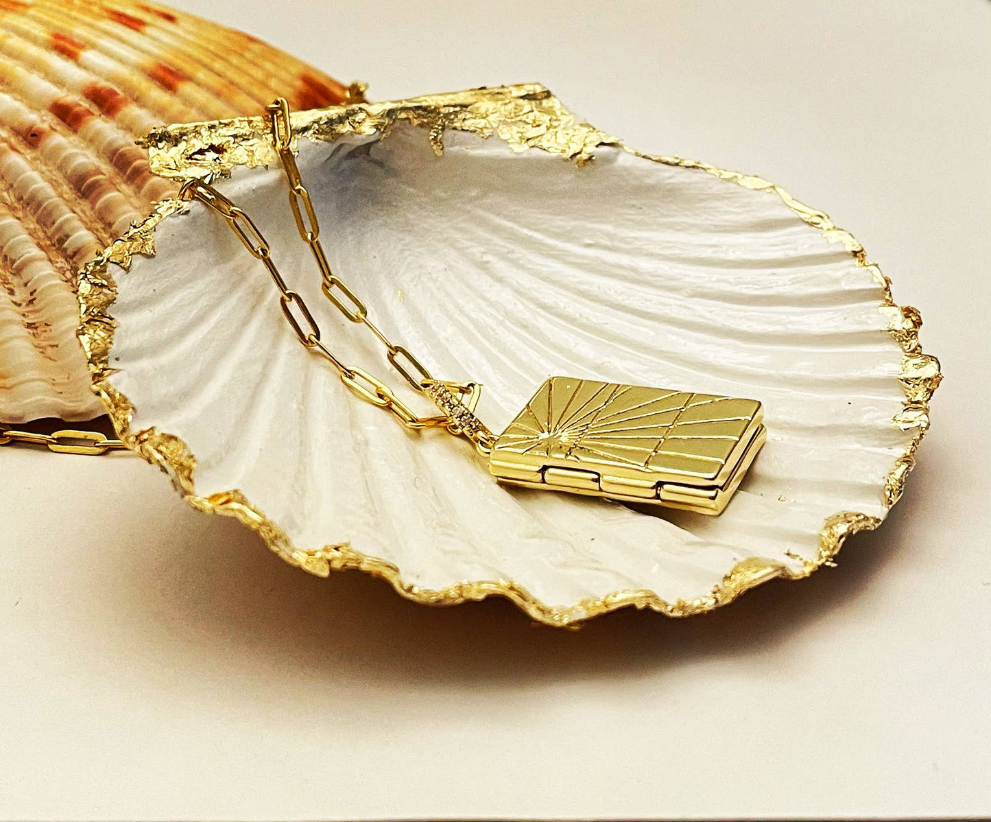 Scallop Shell Ring Dish