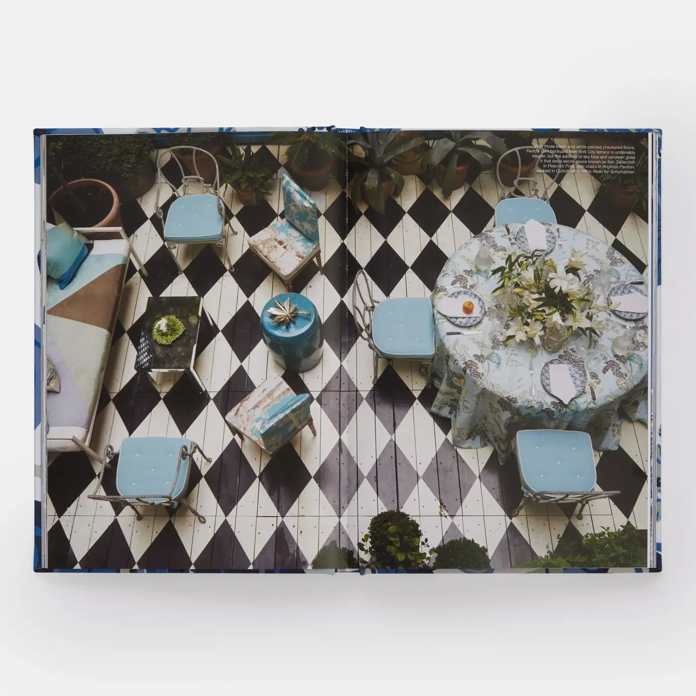 Classic Blue and White Decorating Style Guide