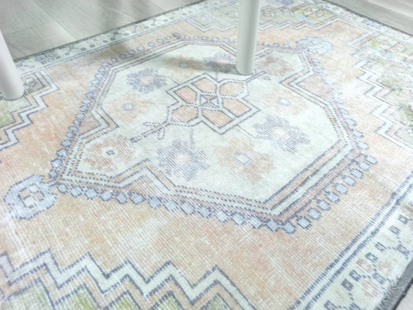 Erin Beige & Green Turkish Rug 2x3’