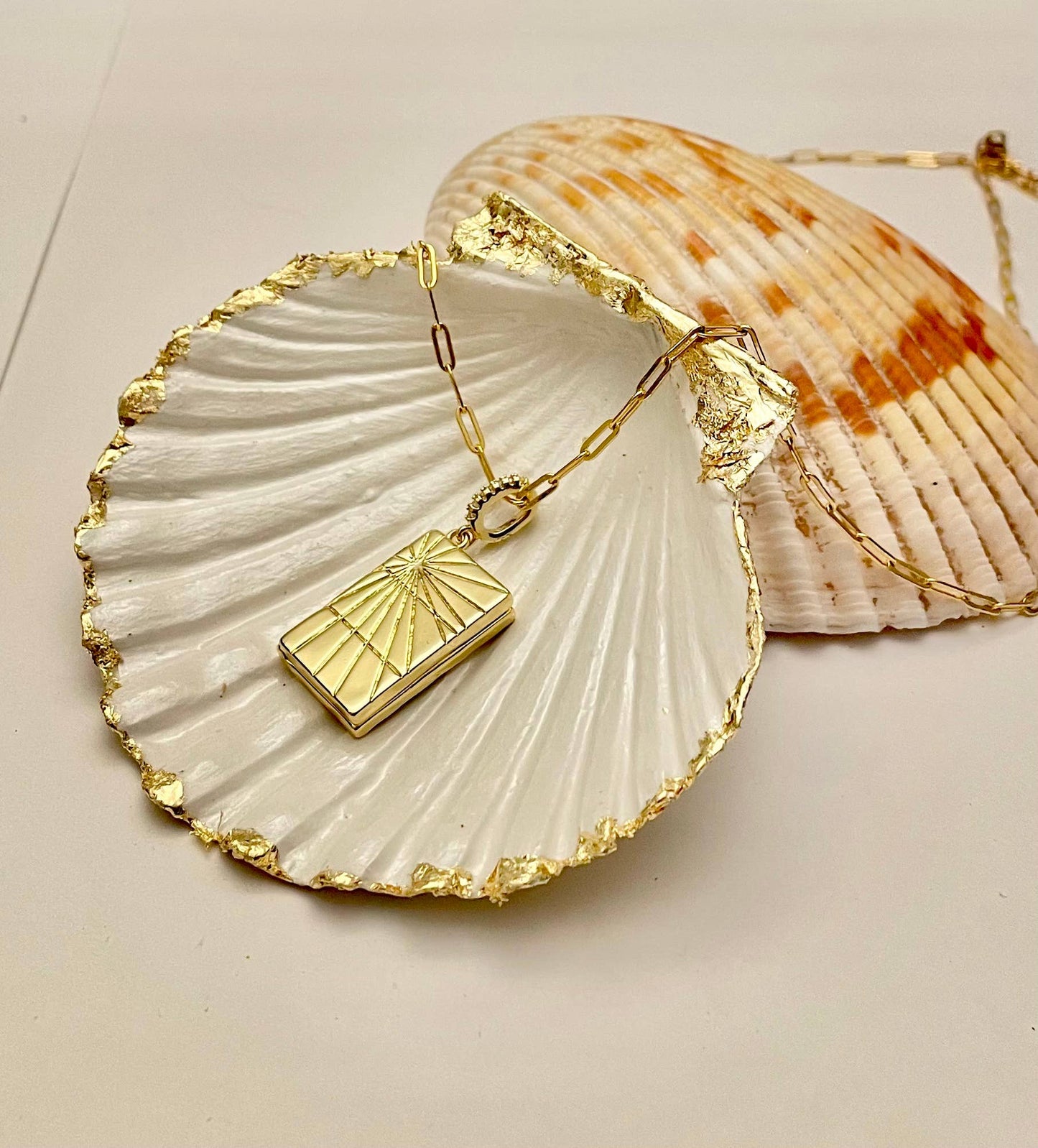 Scallop Shell Ring Dish