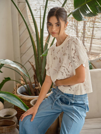 LACE FLORAL TOP