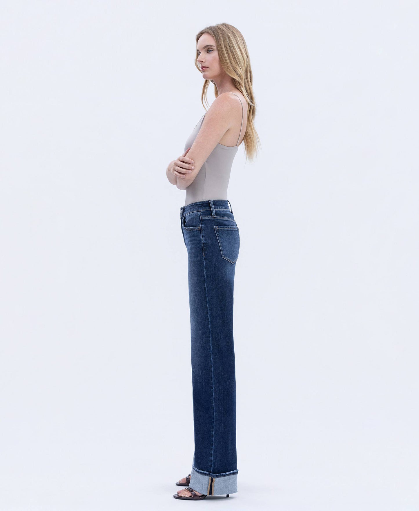 DARK HIGH RISE CUFFED JEANS