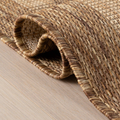 Zirelle Indoor/Outdoor Contemporary Area Rug: Brown / Rectangle / 6' 7" X 9'