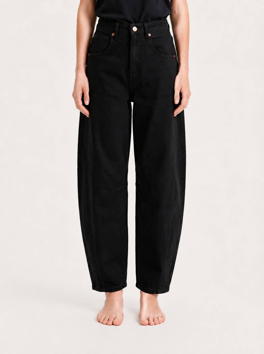 Black Barrel Jeans