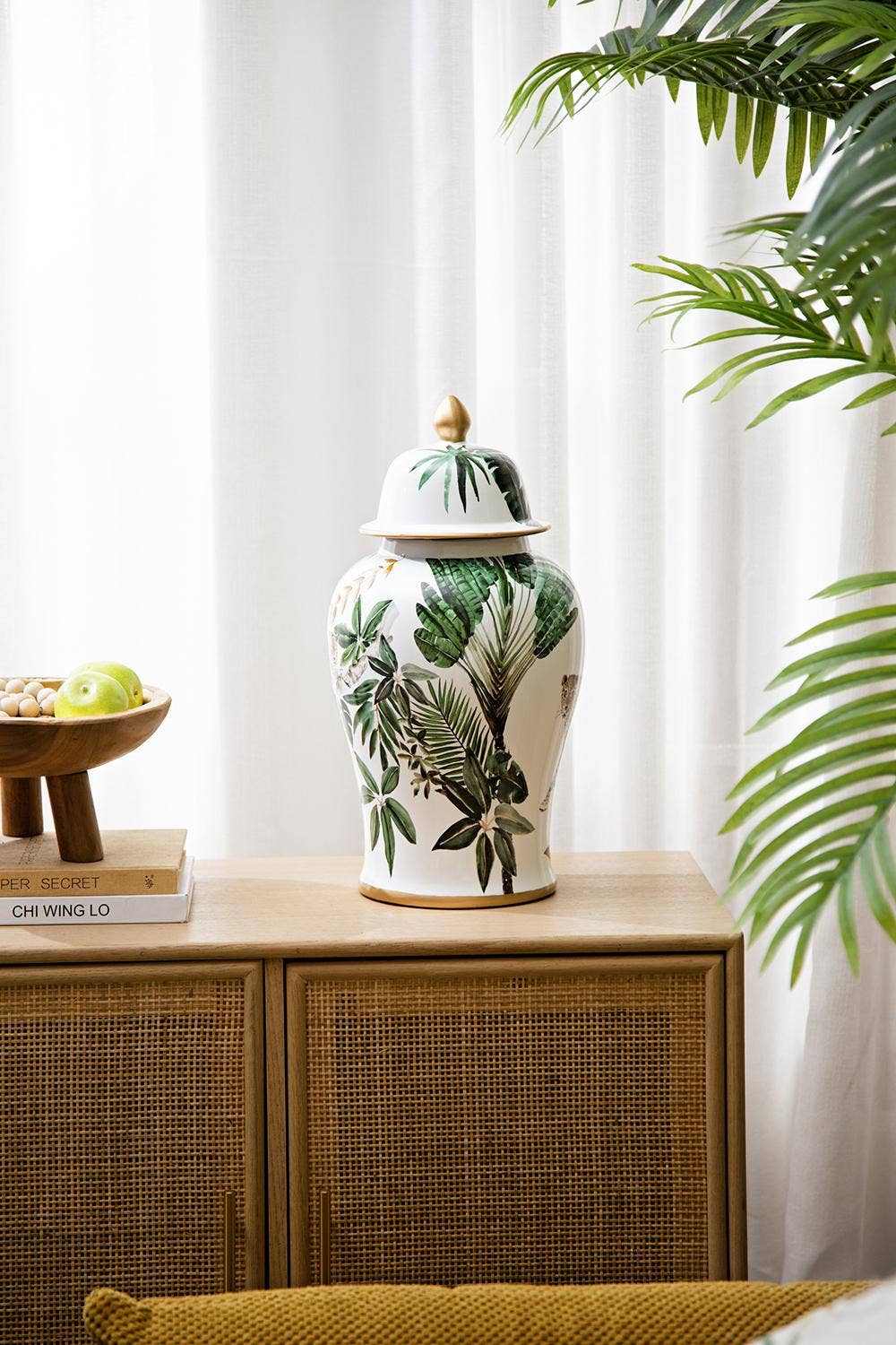 D9.5x18" White and Green Leaf Pattern Ginger Jar