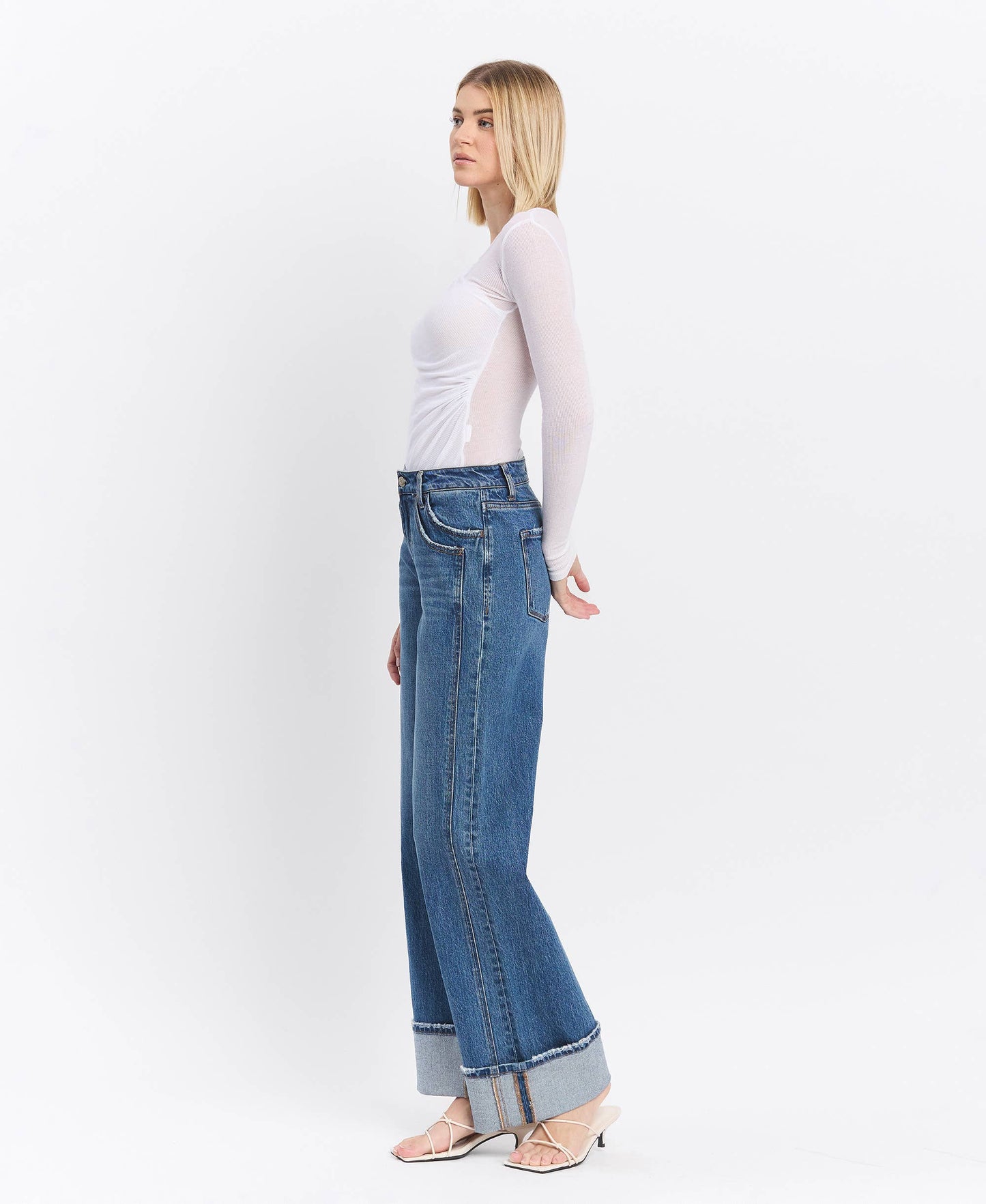 HIGH RISE WIDE CUFF JEANS
