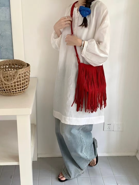 Suede-Like Microfiber Leather Crossbody Bag w/Tassel: 04 Red