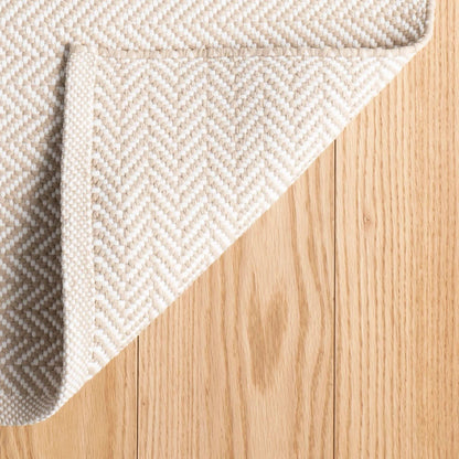 Herringbone Handwoven Indoor/Outdoor Rug | Linen/White: 10' x 14'