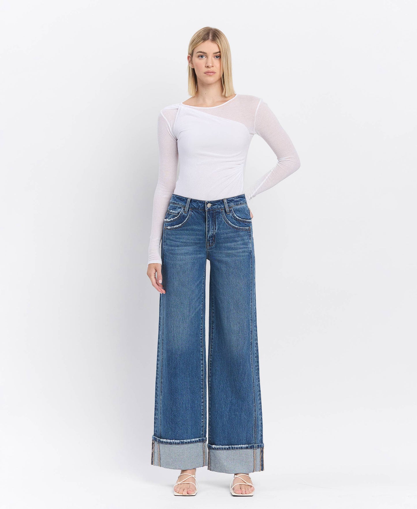 HIGH RISE WIDE CUFF JEANS