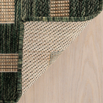 Zirelle Indoor/Outdoor Contemporary Area Rug: Brown / Rectangle / 6' 7" X 9'
