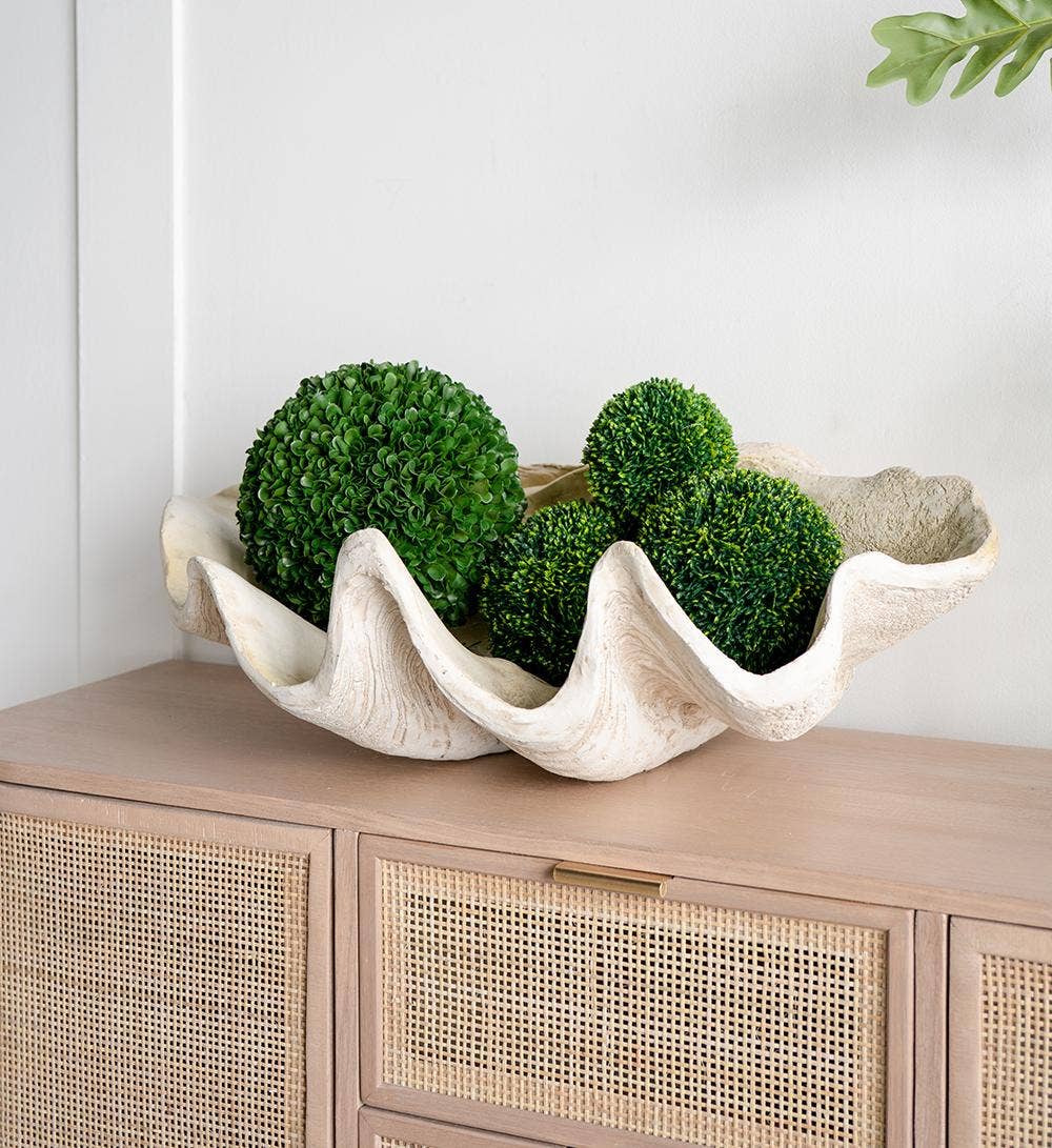 Clam Shell 25x16.5x8.5"