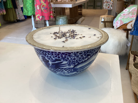 Blue and white lavender scented candle