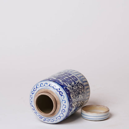 Blue and White Porcelain Double Happiness Cylinder Caddy