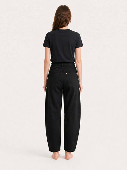 Black Barrel Jeans