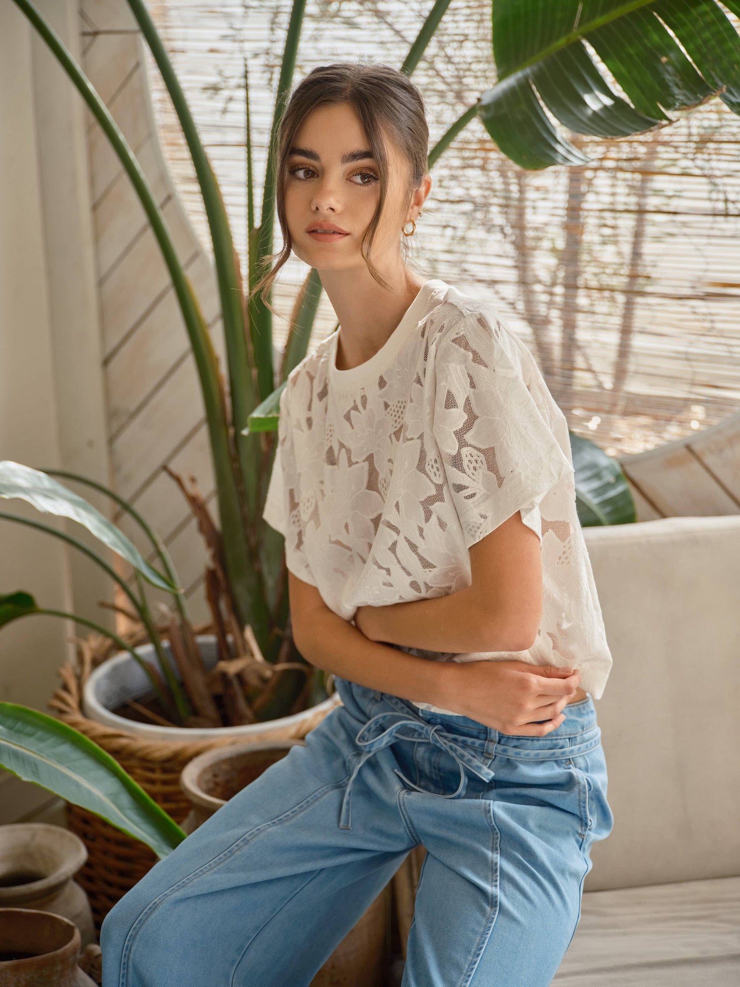 LACE FLORAL TOP