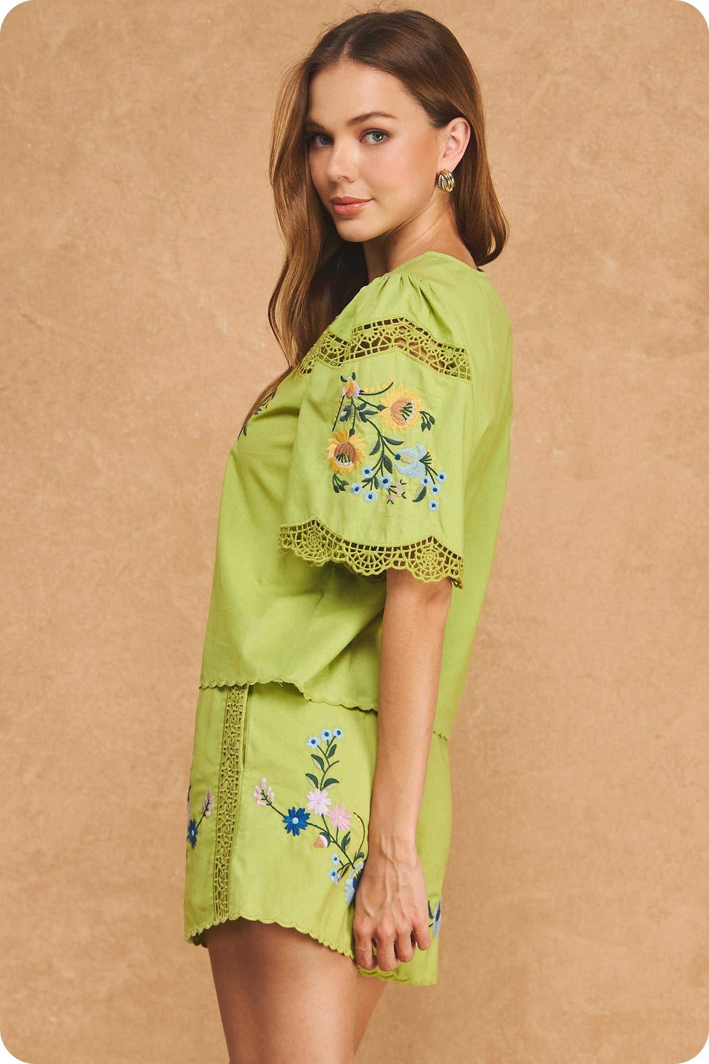 Chartreuse Embroidered Floral Set