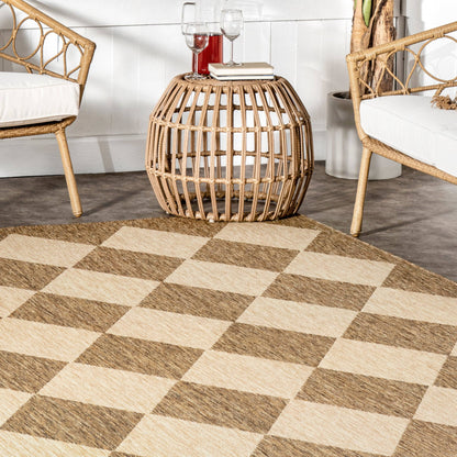 Diamond Trellis Indoor/Outdoor Rug- 5' x 8'