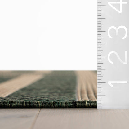 Zirelle Indoor/Outdoor Contemporary Area Rug: Brown / Rectangle / 6' 7" X 9'