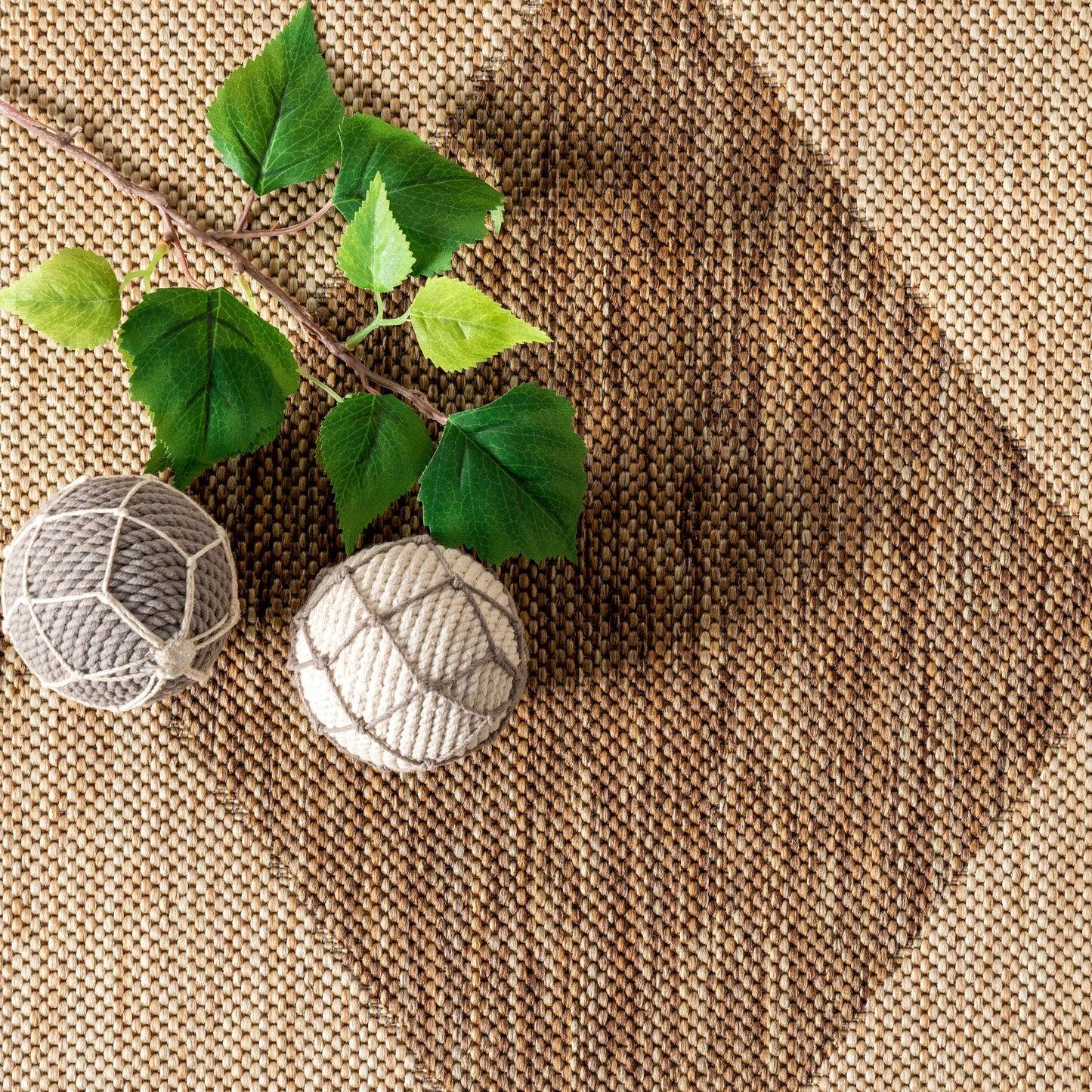 Diamond Trellis Indoor/Outdoor Rug- 5' x 8'