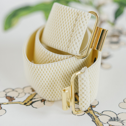 Winter White Stretch Belt Band – Adjustable & Versatile: Winter White / M