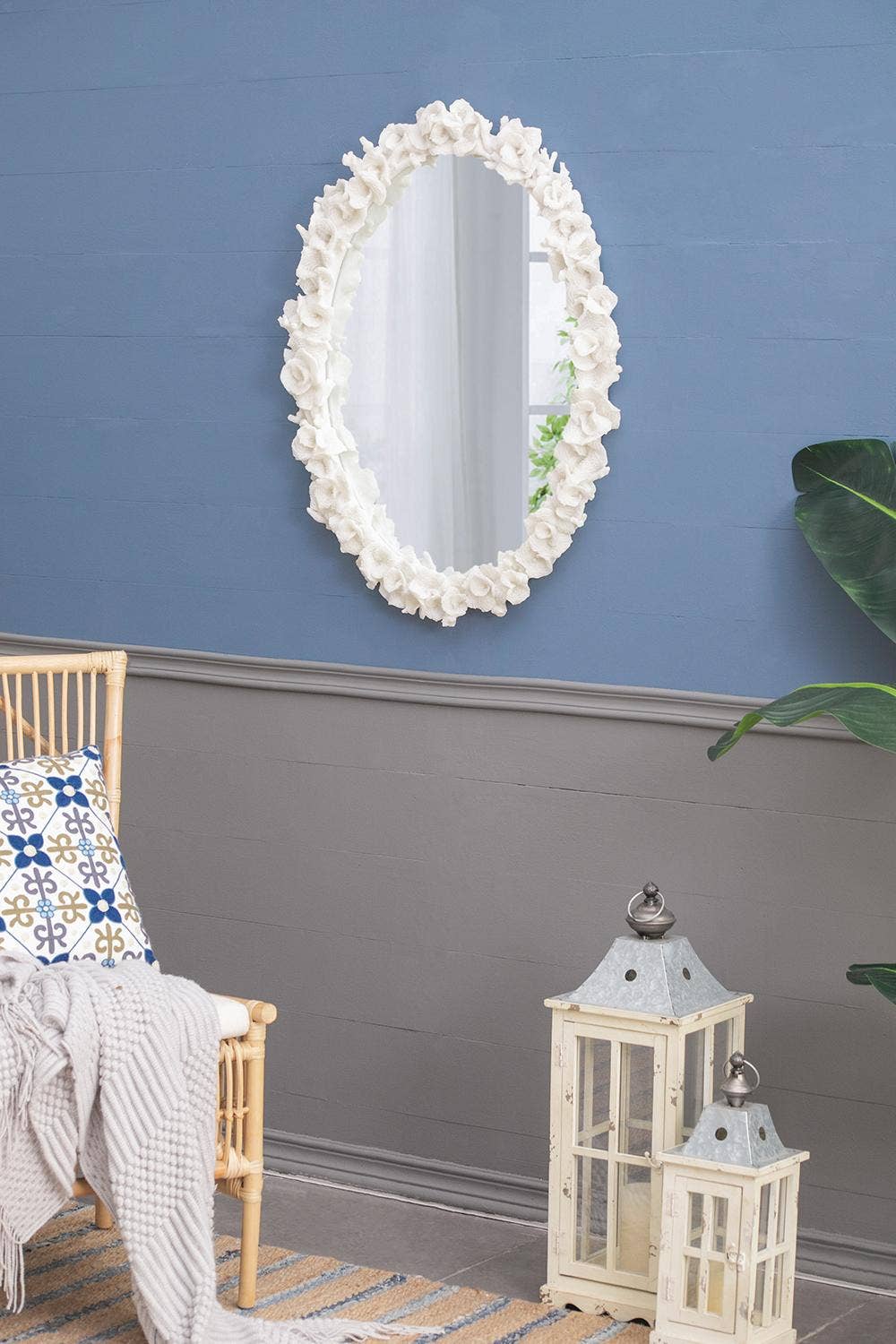 27.5x3x35.5" Faux Coral Frame Round Wall Mirror - White
