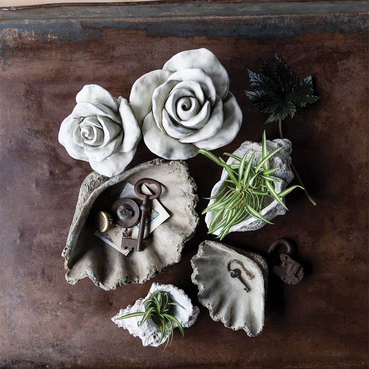 Cast Concrete Conch Shell: Small