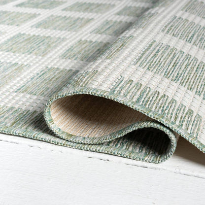 Ocean Gridscape Green Indoor/Outdoor Area Rug: 7'9" x 10'2"
