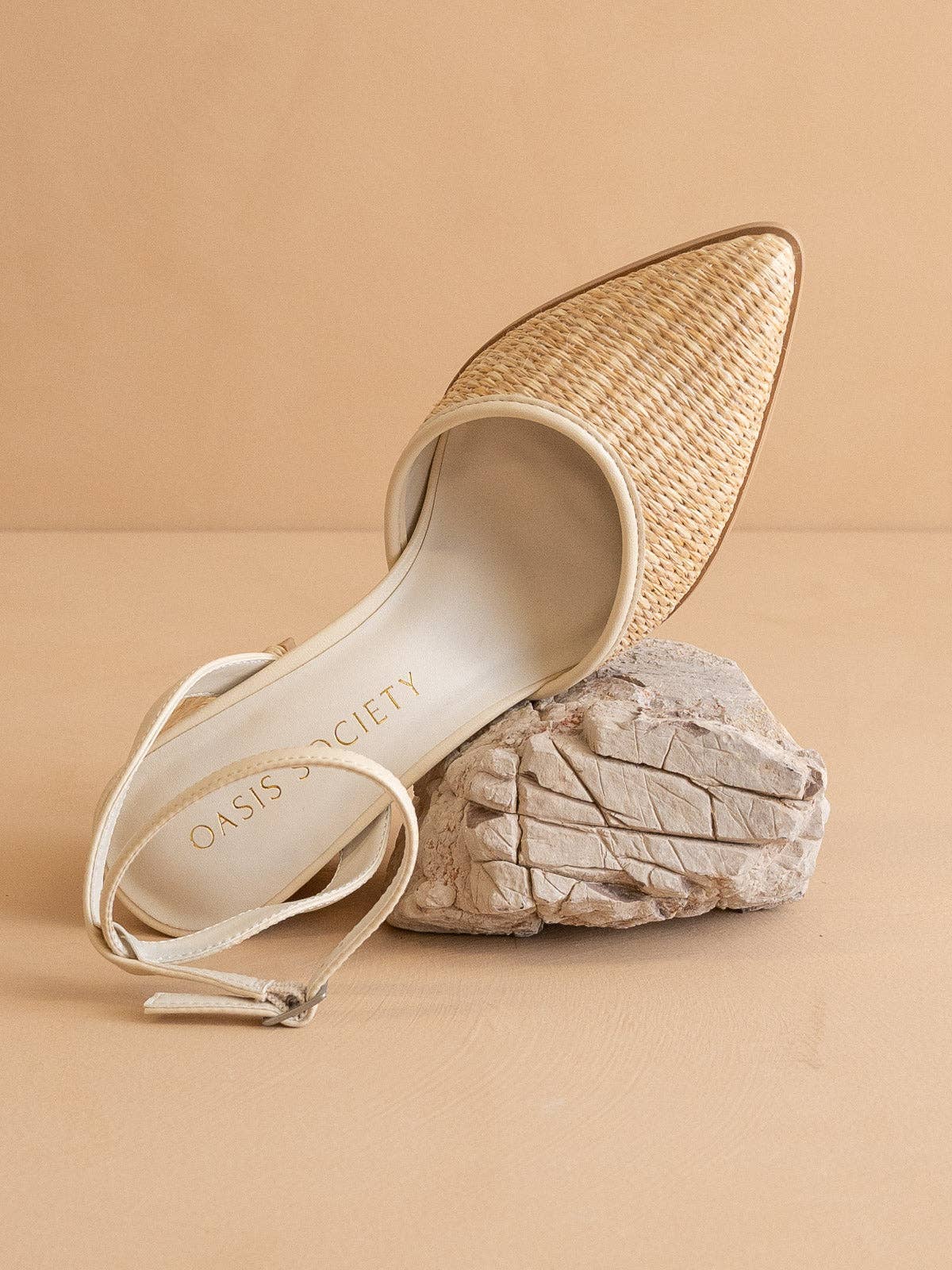 Natural Pointed Toe Heel with Ankle Strap