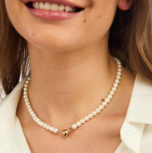 Pearl Necklace with Heart Closure