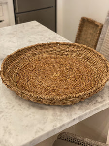 Round wicker tray